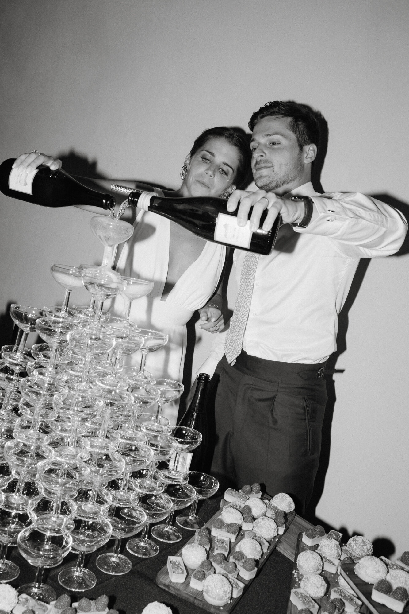 CP-Chateau-de-la-Baronnie-Camila-Garcia-wedding-photographer-11