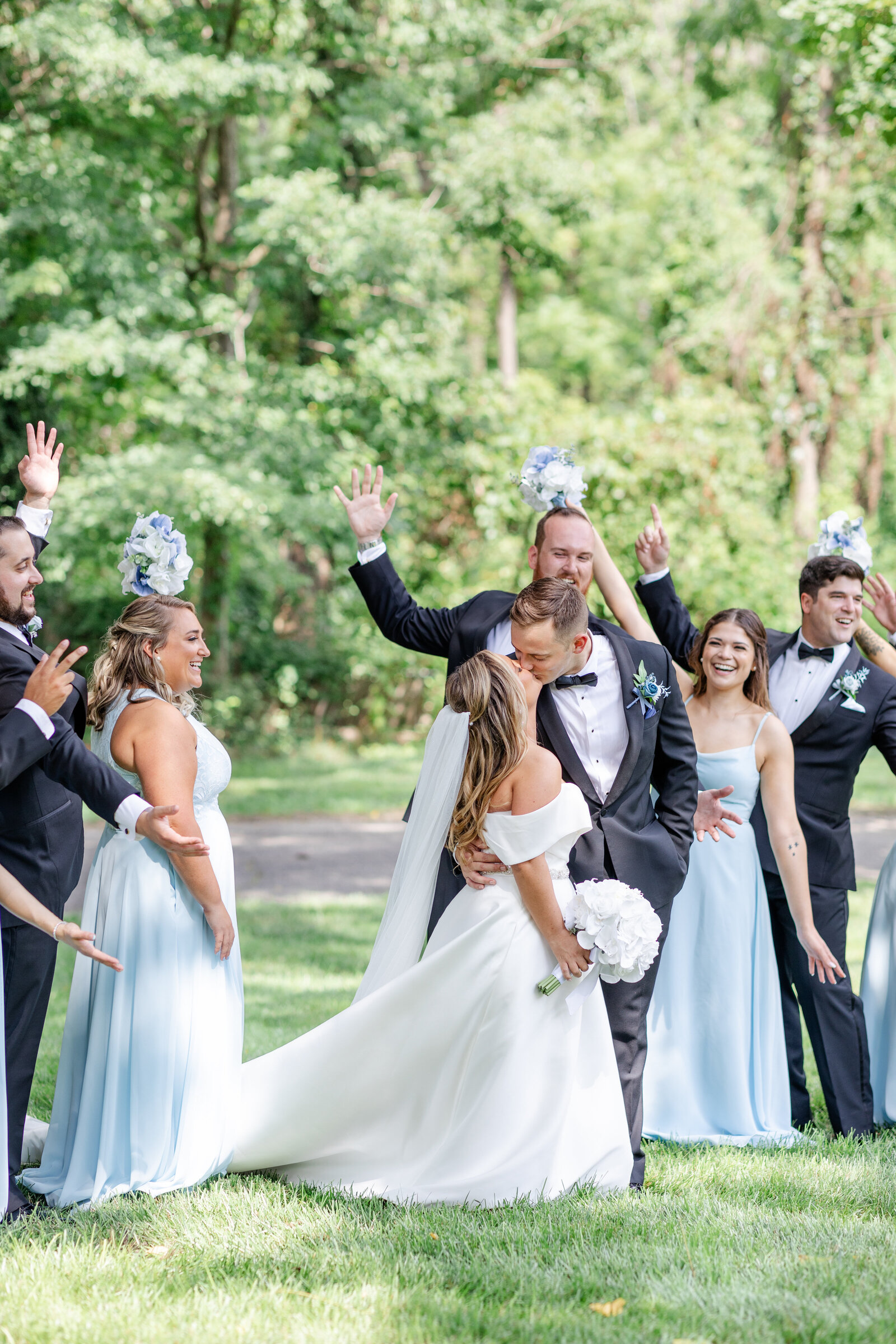 Mansion at Valley Country Club wedding day bridal party photo