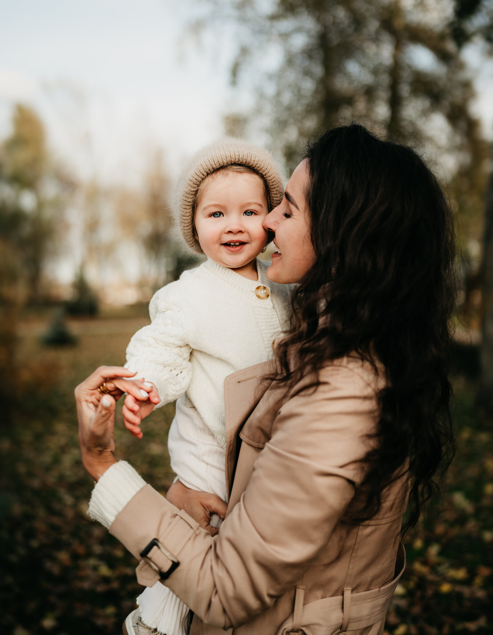 Maternity Photographer - Violet Sunset Photography