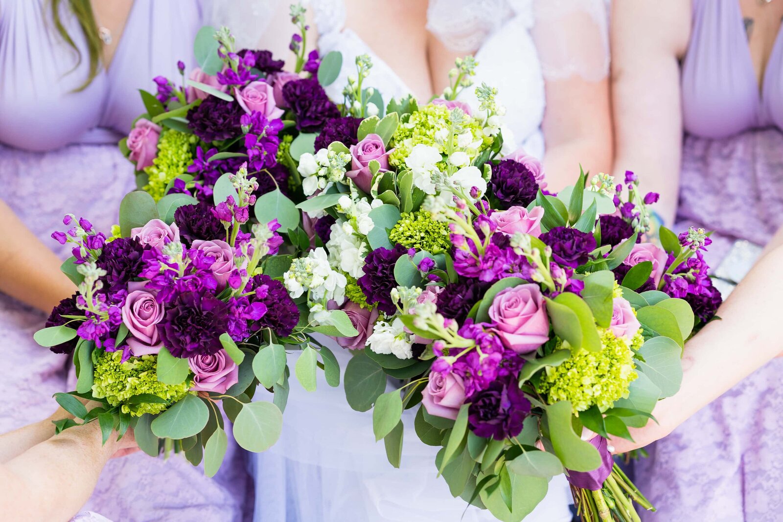berkshire-wedding-western-massachusetts-purple-flowers