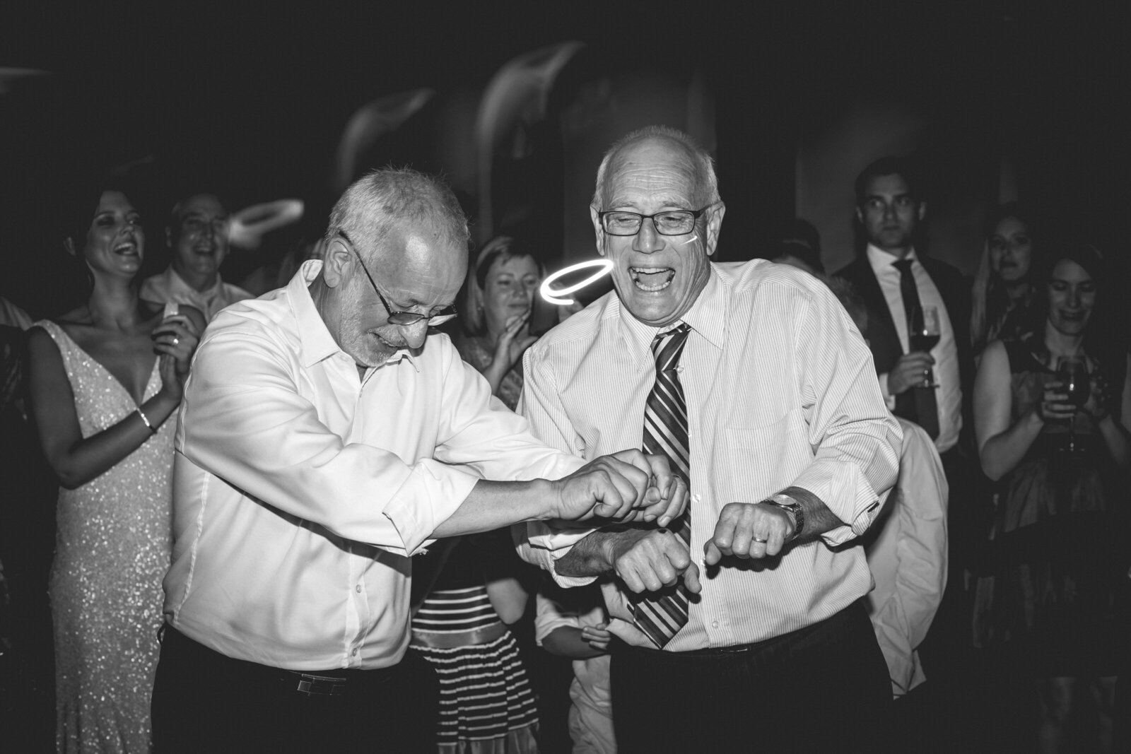 0345_Sydney_Candid_Wedding_Photographer_Fiona_Chapman