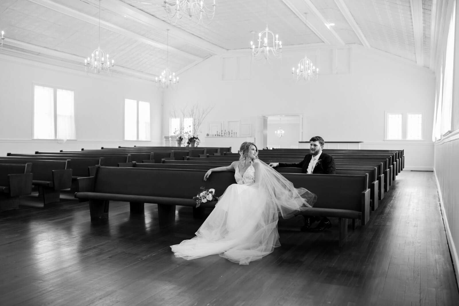 MICHIGAN-WEDDING-PHOTOGRAPHER-HOLLY-VAULT-5