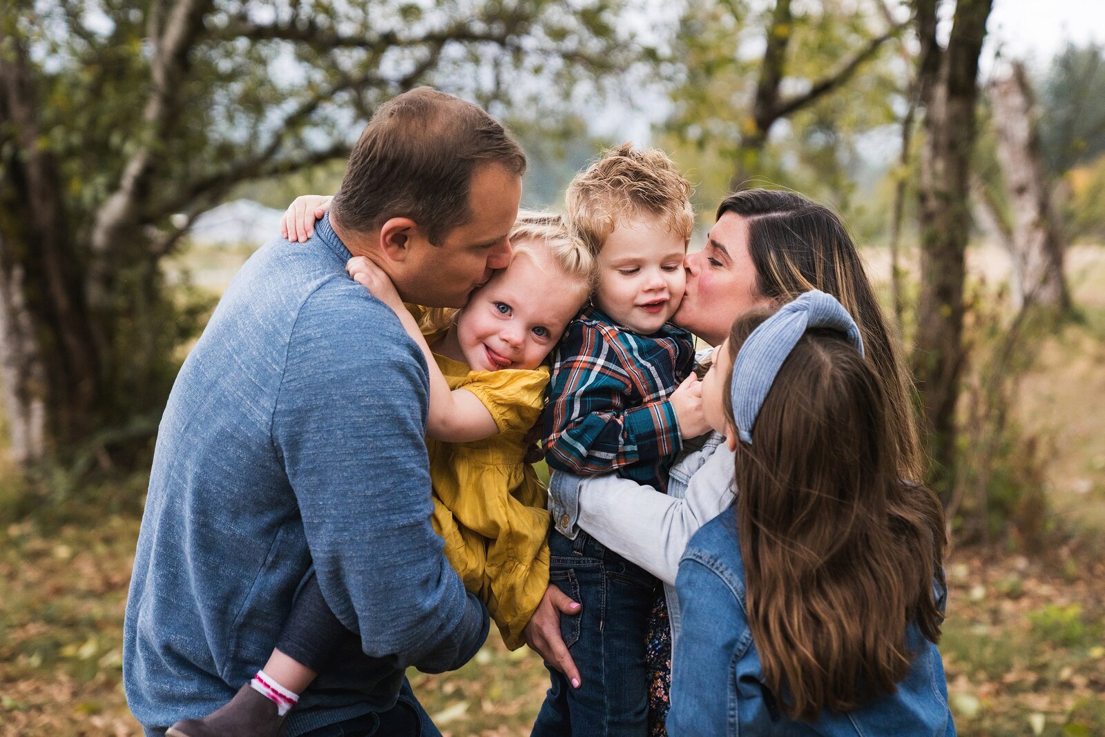 seattle_family_photographer_joyful_relaxed_playful__1371