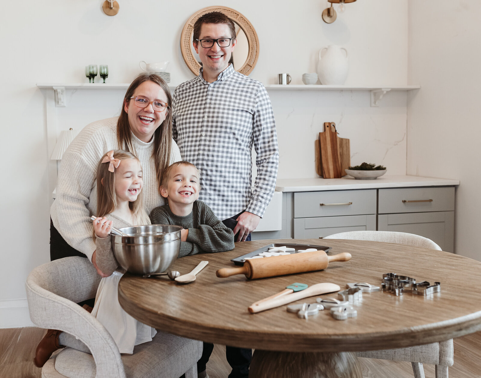 christmas-holiday-mini-sessions-photography-nightingale-and-willow-photography-loft-18-studio-fortville (84 of 176)