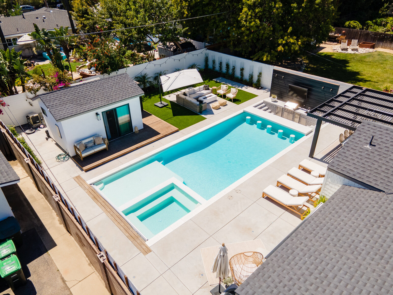 020_TPP_BattresConstuction_225CostaMesa_Landscape