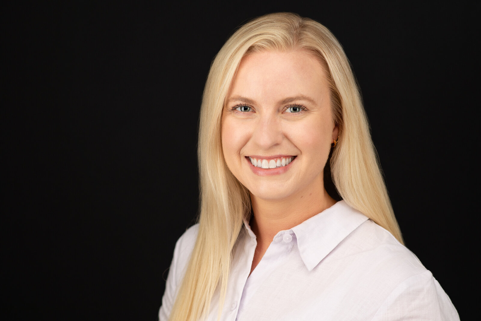 Bekah Headshot