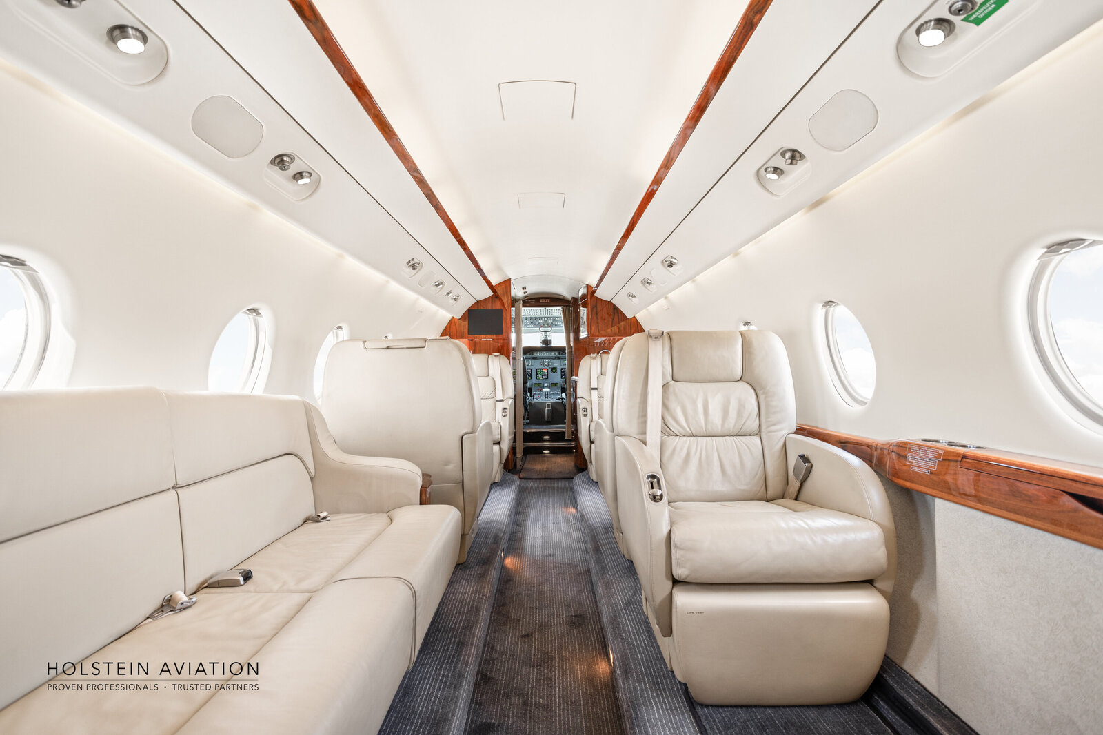 G200 N672PS Watermark-35
