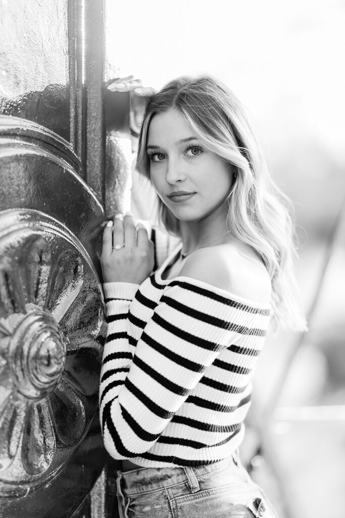 St. Louis Senior Photographer-Erika Rene Photography-Forest Park-Victorian Bridge-26