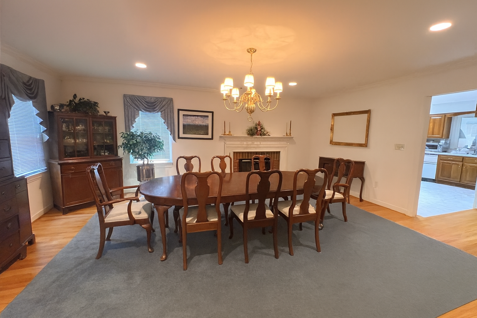 dining room 1