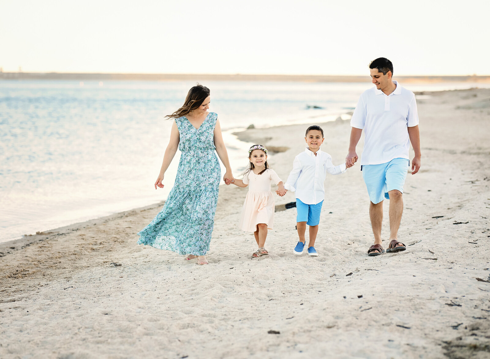 beach-family-photo