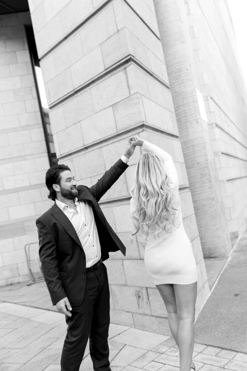 Old Montreal Wedding photographer_Top Montreal and Ottawa wedding photographer_luxury moment photography-1052