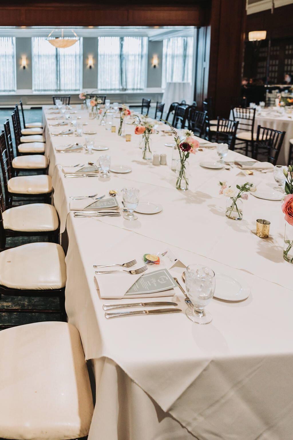 ErinandMike-MariahKastenPhoto-MichiganWeddingPhotographer-165