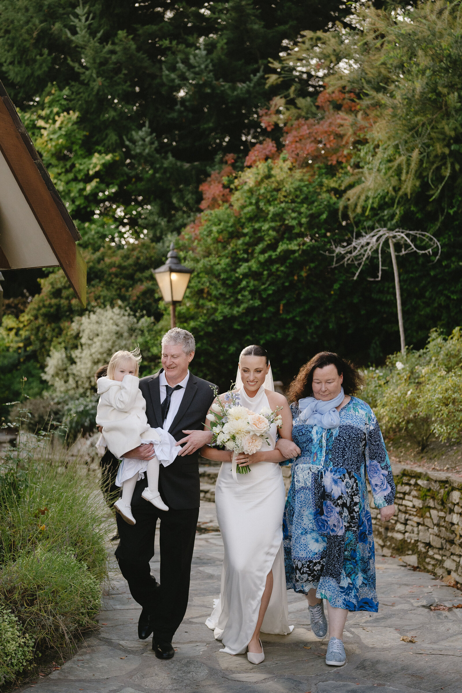 Melissa Clark Photography - Queenstown Wedding Photographer - Davina & Doug - Stoneridge & Reds Bar Wedding_-7
