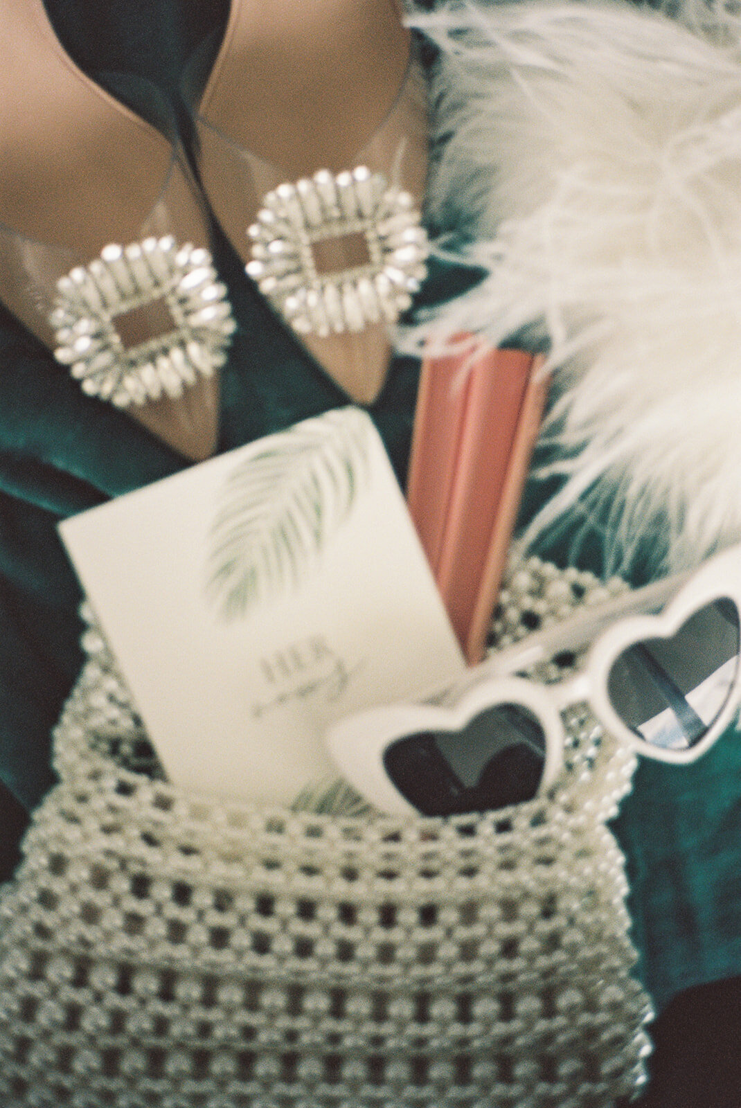 2000562-R1-009-3_websize