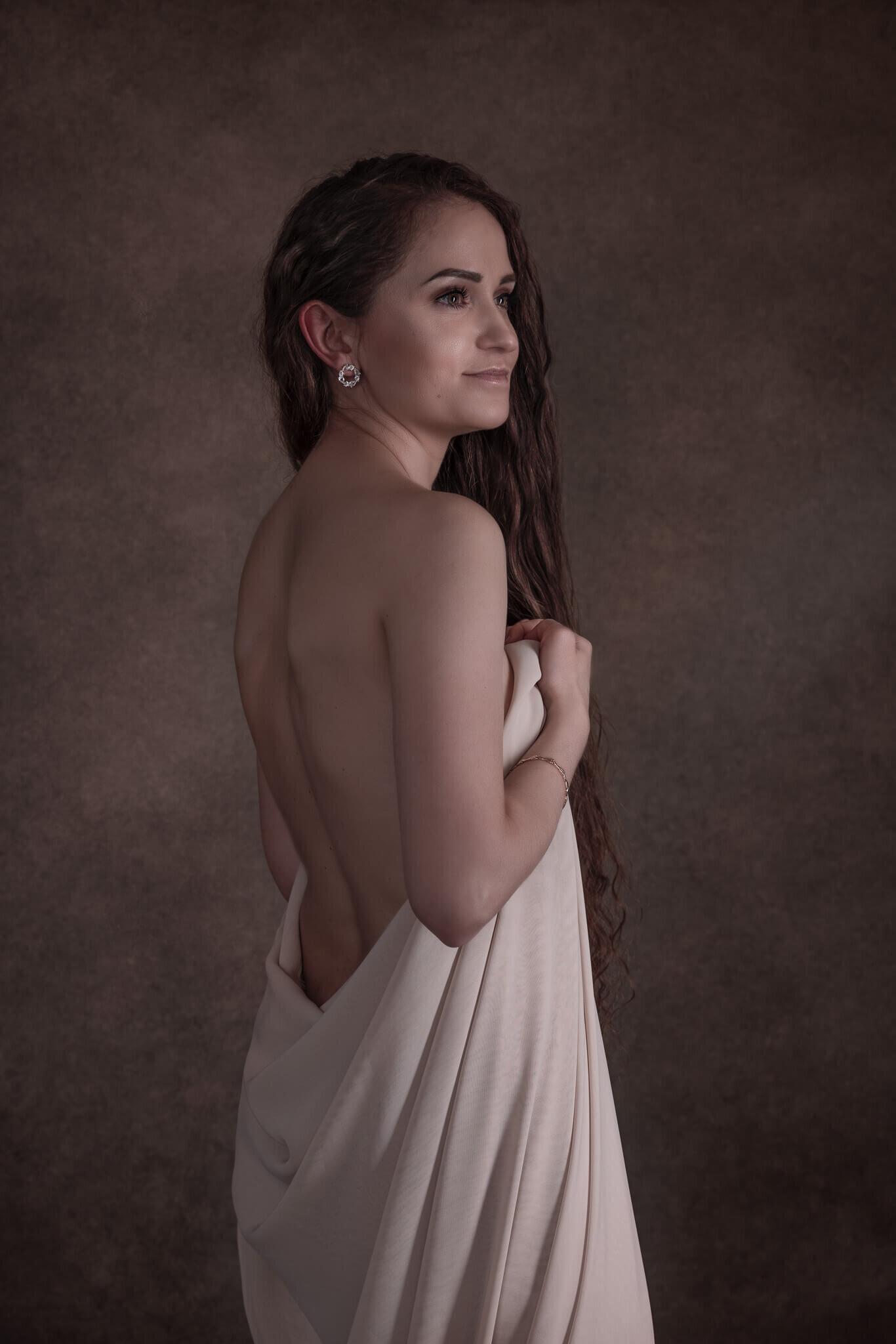 las-vegas-studio-ivory-gown