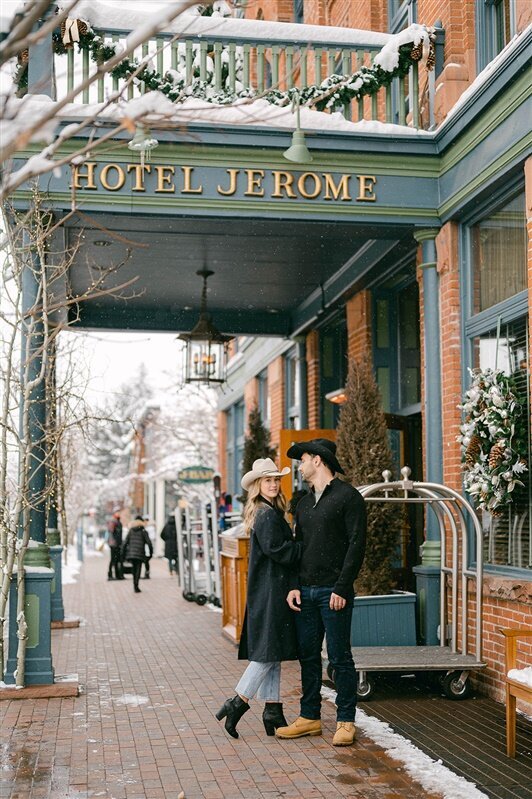 katie-mikhail-aspen-winter-engagement-by-jacie-marguerite-photographerDecember 29_ 2021-35