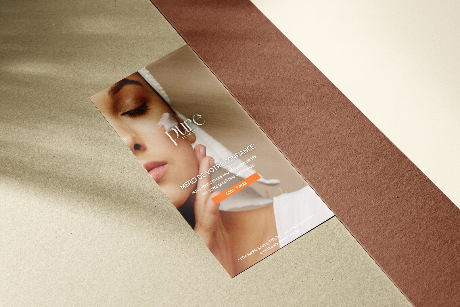 Free_DL_Flyer_Mockup