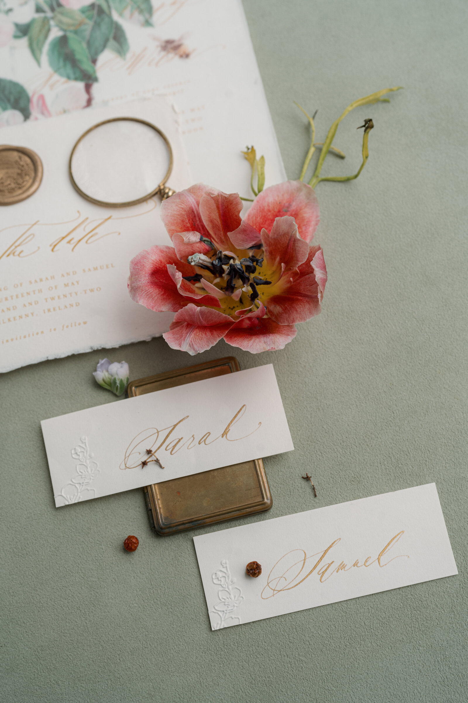 with_grace_and_gold_showit_theme_showit_themes_showit_template_showit_templates_showit_design_showit_designer_best9