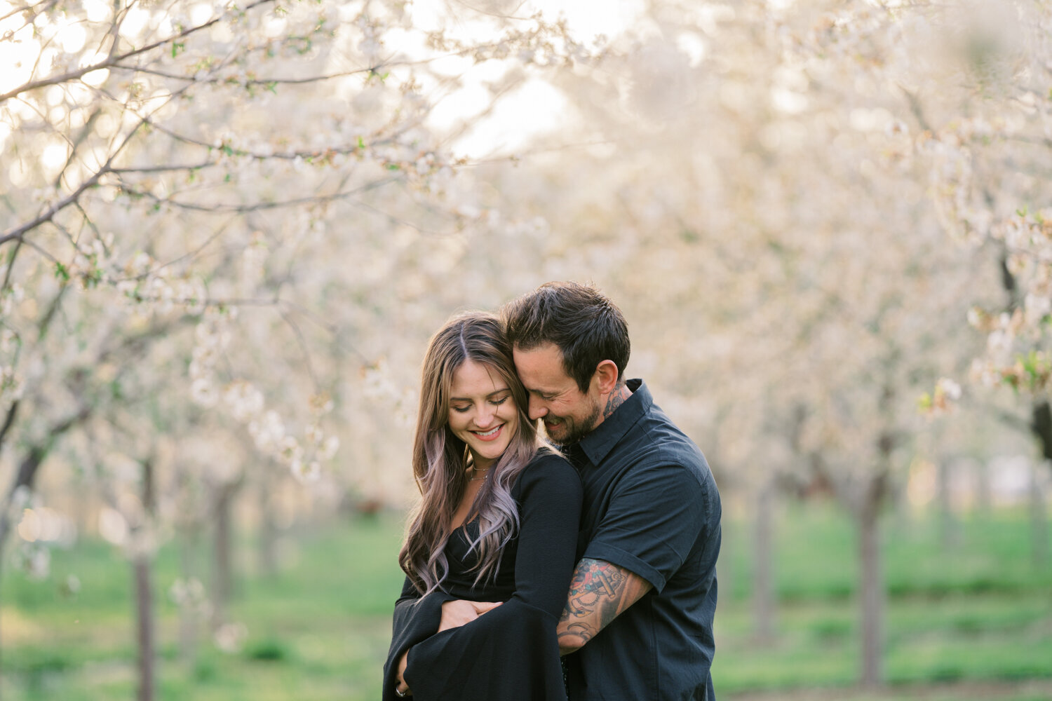 Brambleandvine-cherry-blossom-engagement-16