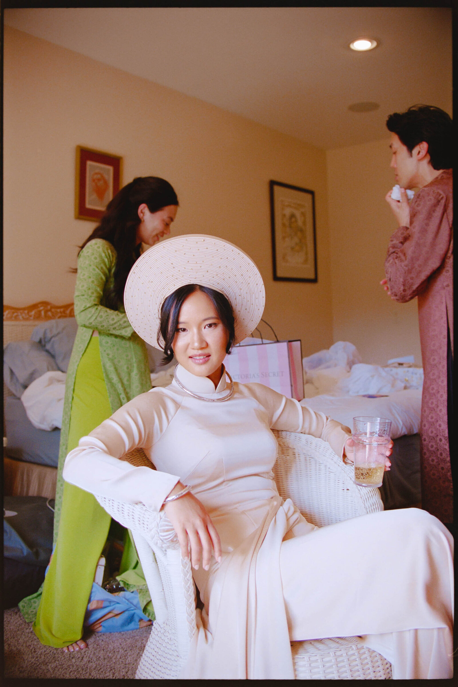 Jess-Buckley-Documentary-Wedding-Photographer-Film-25