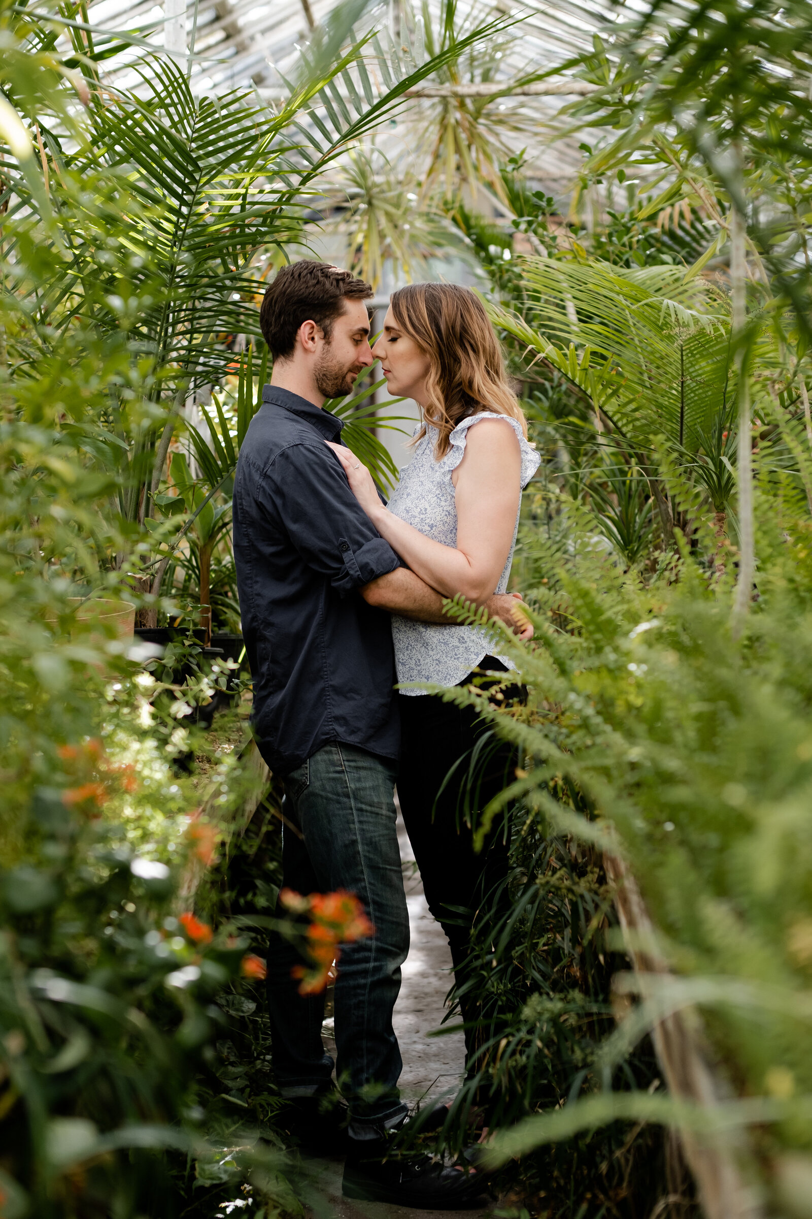 espysphotography_kansascityphotographer_johnsgreenhouse_engagement-82