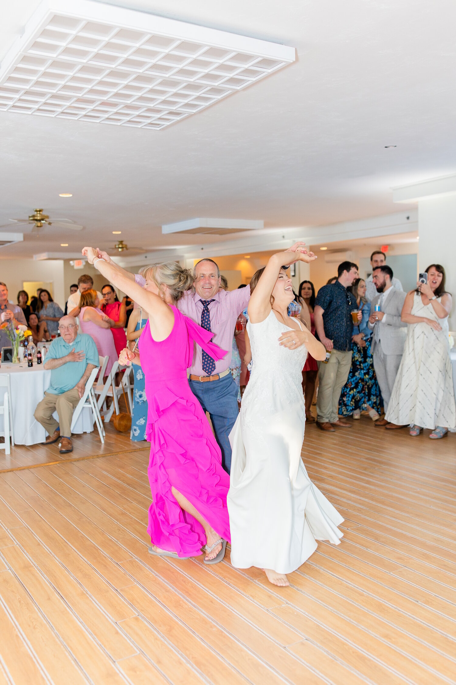 20240615-Monument Beach-Cape Cod Wedding-Erin Dan-00-WEBSITE-127