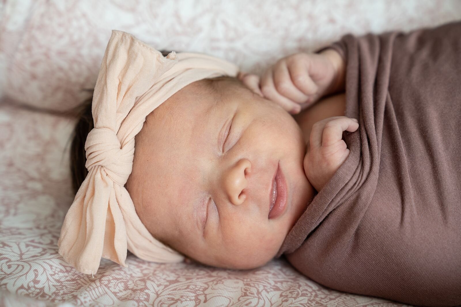Newborn photography in Charleston