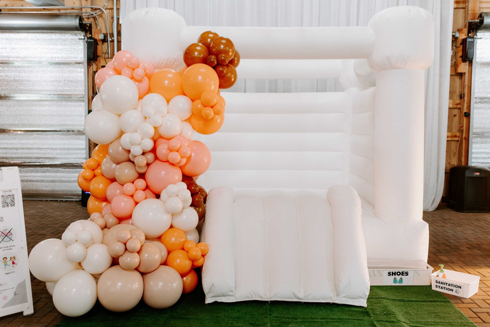 Balloon-Arch-Charlotte-NC-Orange