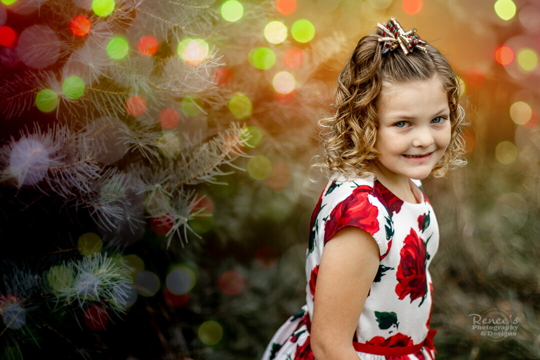 renees-photography-and-designs_christmas-tree-farm_family-children-photoshoot_new-river-valley_blue-ridge-mountains-sm--2