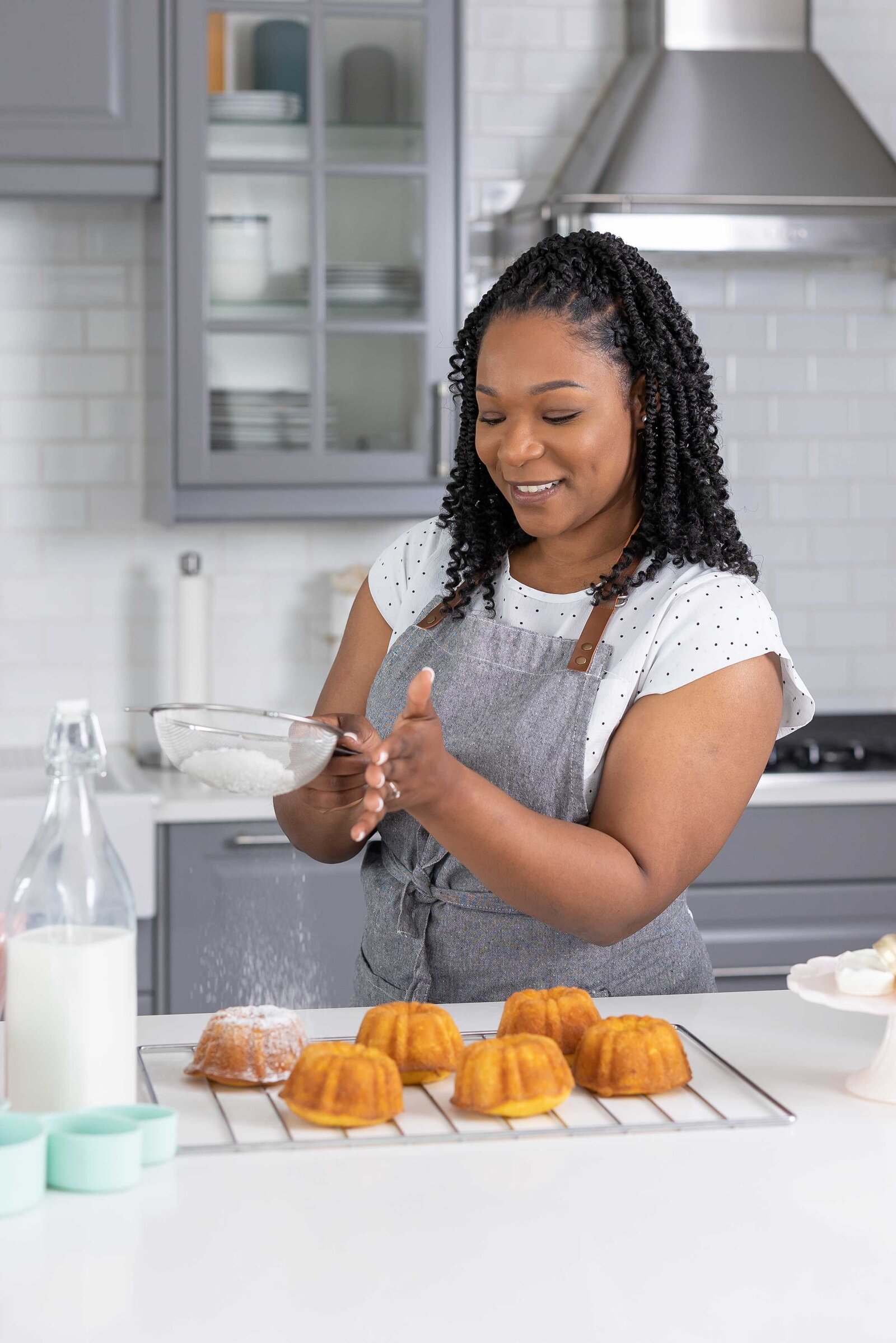 Business branding photography of a Dallas bakery by Sophie K. Hunter, expert brand photographer for entrepreneurs