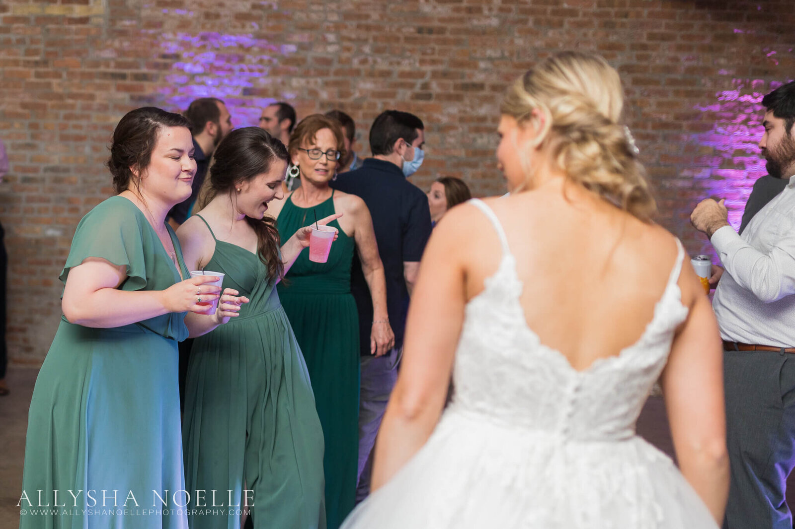Wedding-at-The-Factory-on-Barclay-in-Milwaukee-1250
