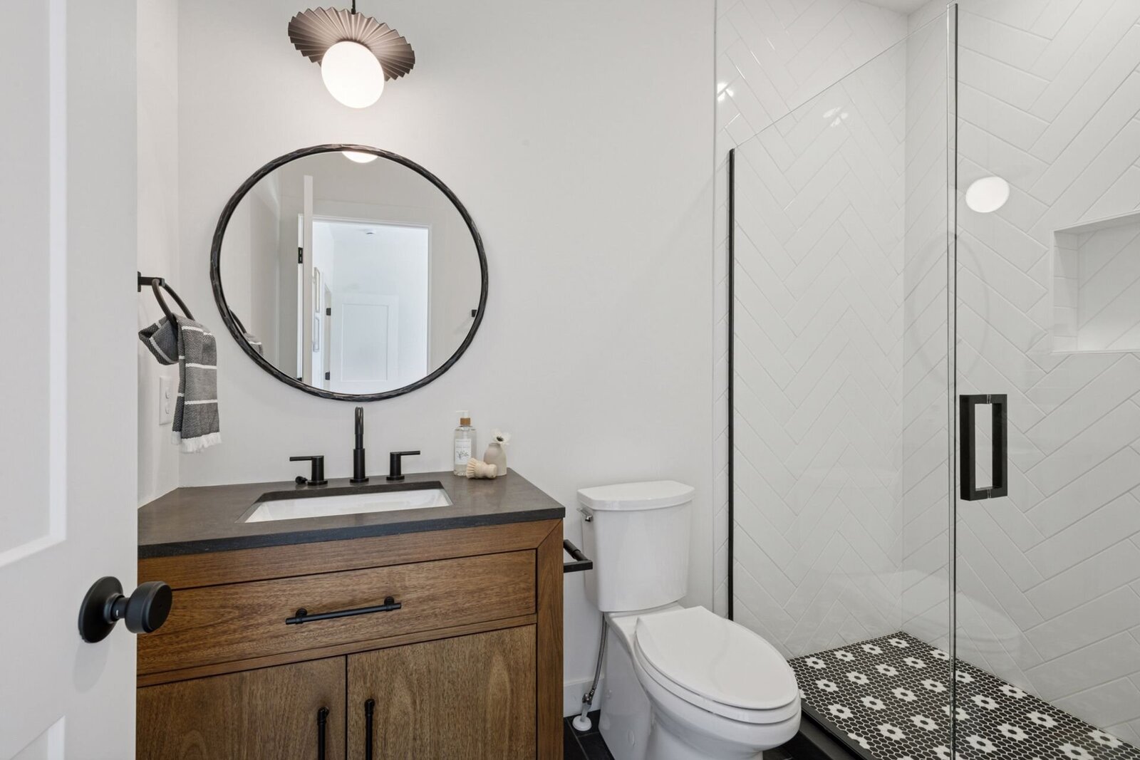 4404 West 58th Street - Upper Level Junior Suite Bathroom Custom Tilework Showcase