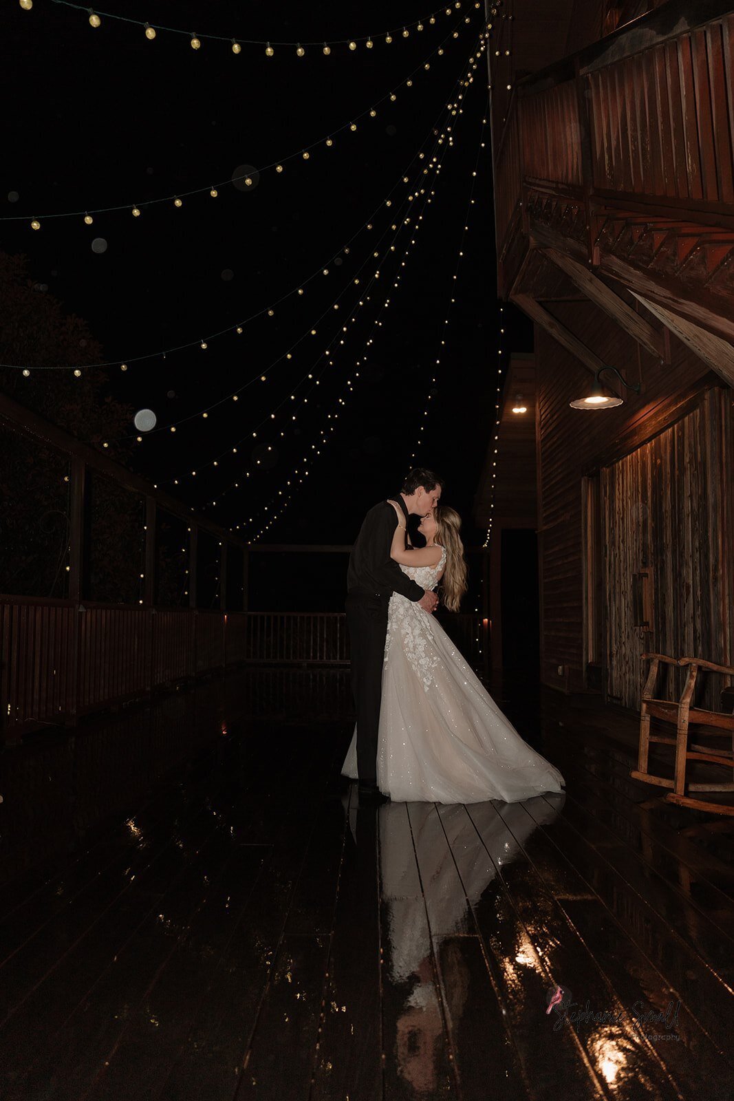 The Barn at Valhalla bride and groom dance