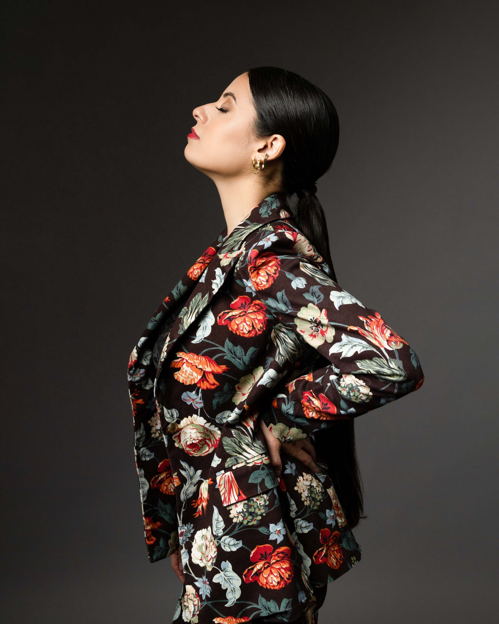 best-portrait-photo-studio-in-jersey-city-by-daisy-rey-photography