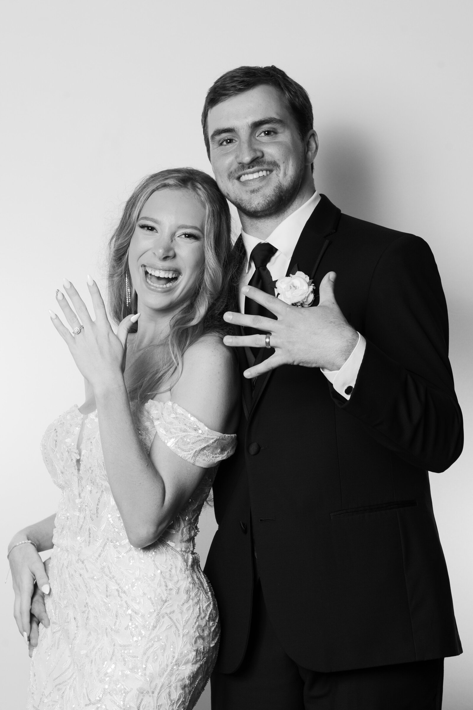 Ally+Cru_BW Portraits_0010