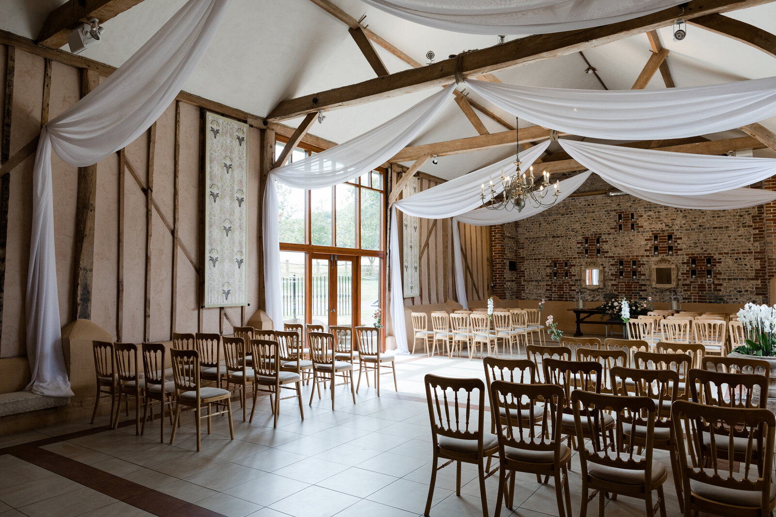 0282 country weddings at Upwaltham Barns in West Sussex