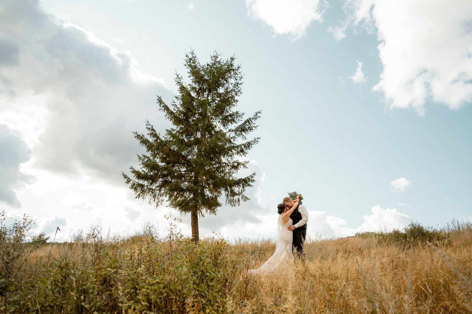 Osoyoos_Wedding_Photography-Yinet_Gomez (19 of 20)