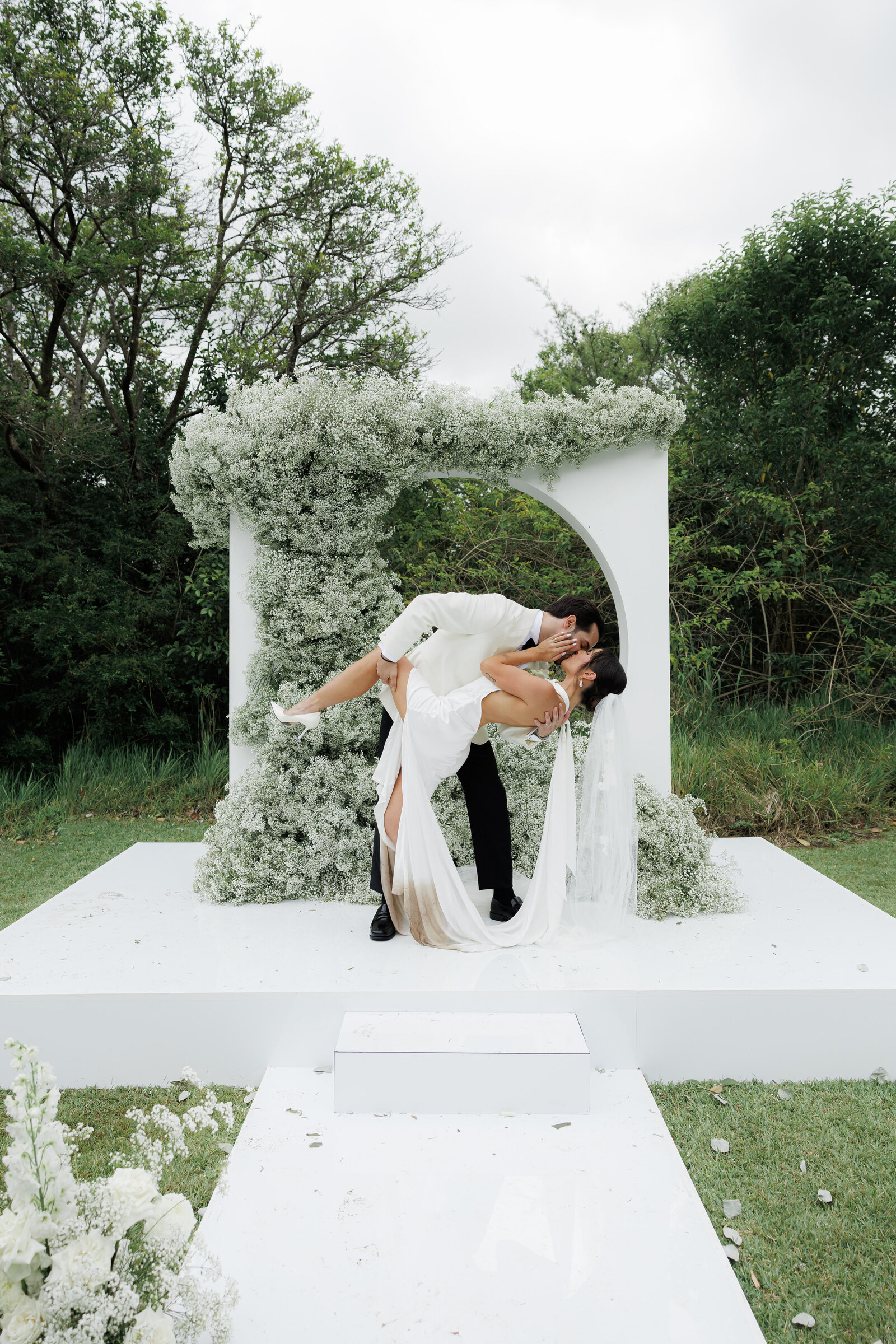 MNW SaltAtelier_SydneyWeddingPhotographer_12Micron_MadeleineNicholas_58