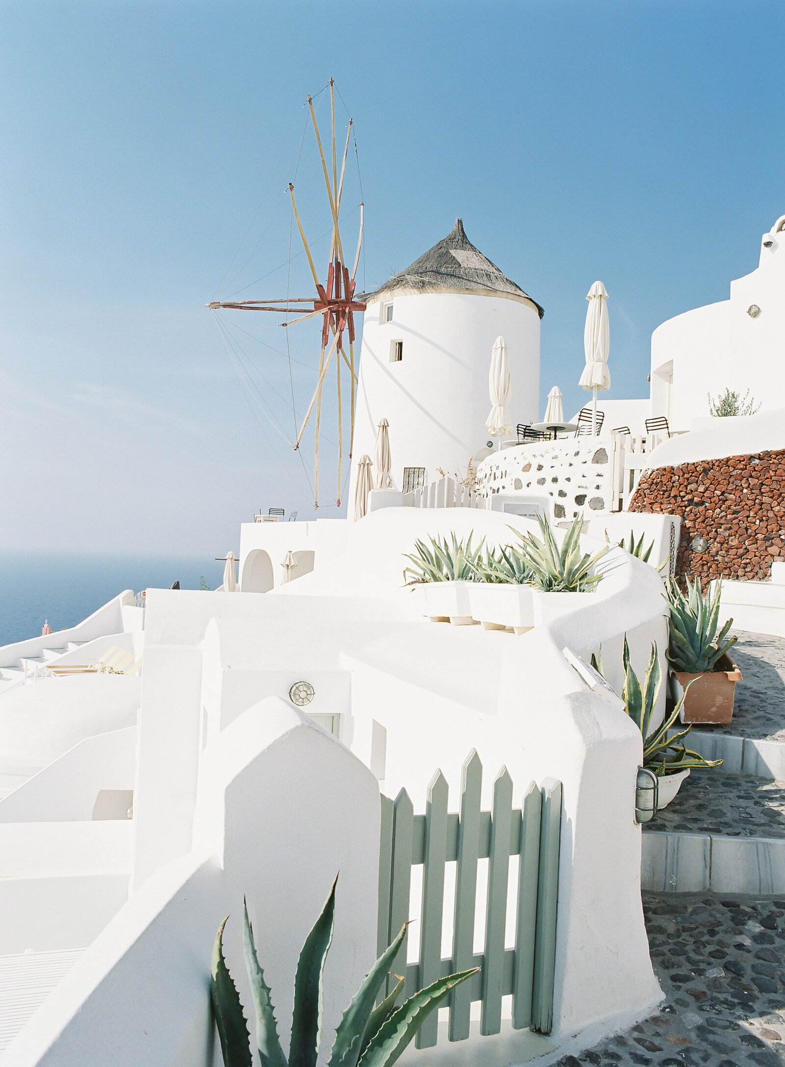Vicki Grafton Photography Santorini Greece Pre Wedding Session Engagement Elopement Photos Fine Art Film 2