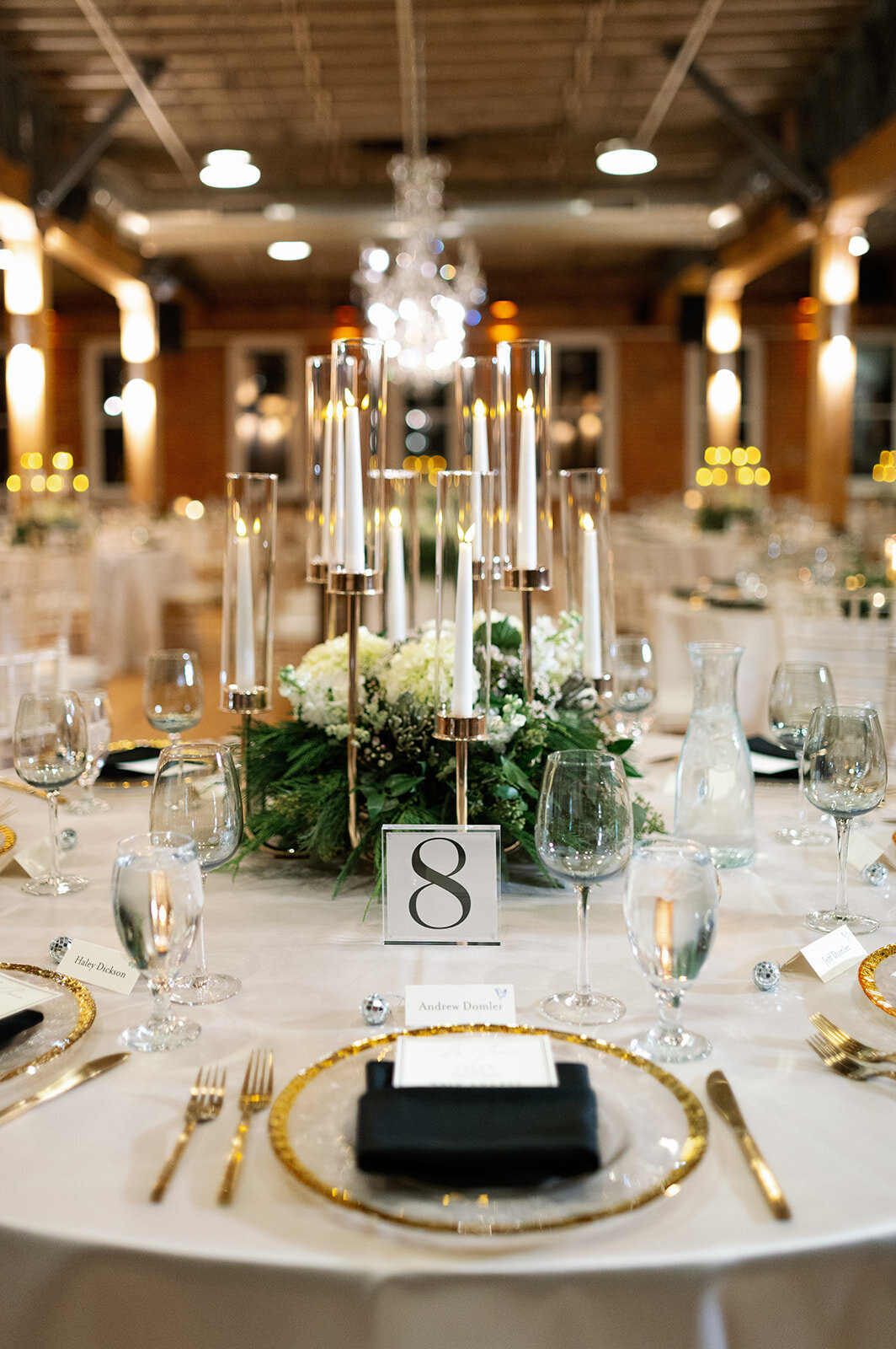 gold-white-wedding-reception-decor