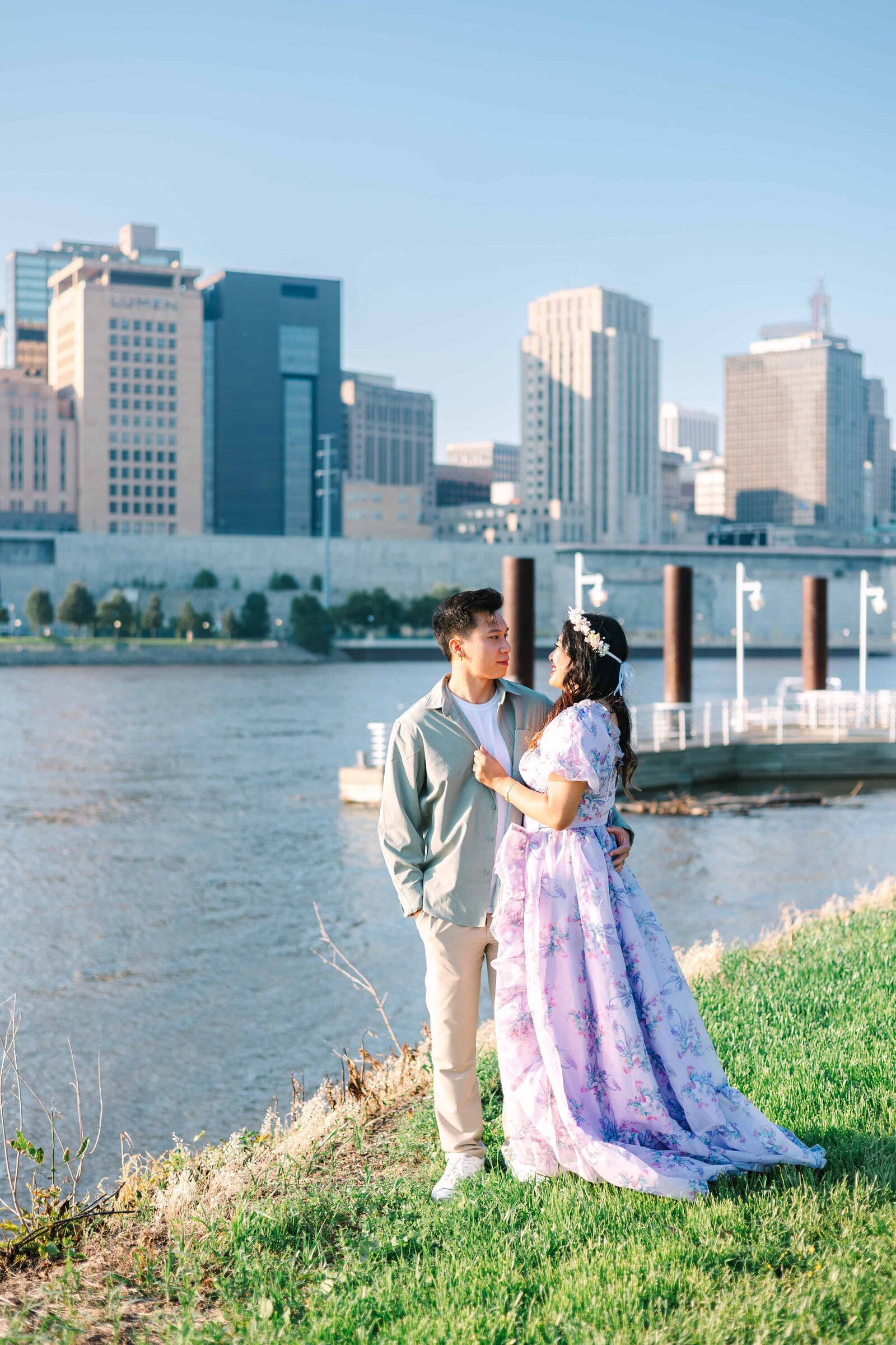 Harriet-Island-Minneapolis-Minnesota-Engagement-Session-Willow-And-Rove-41
