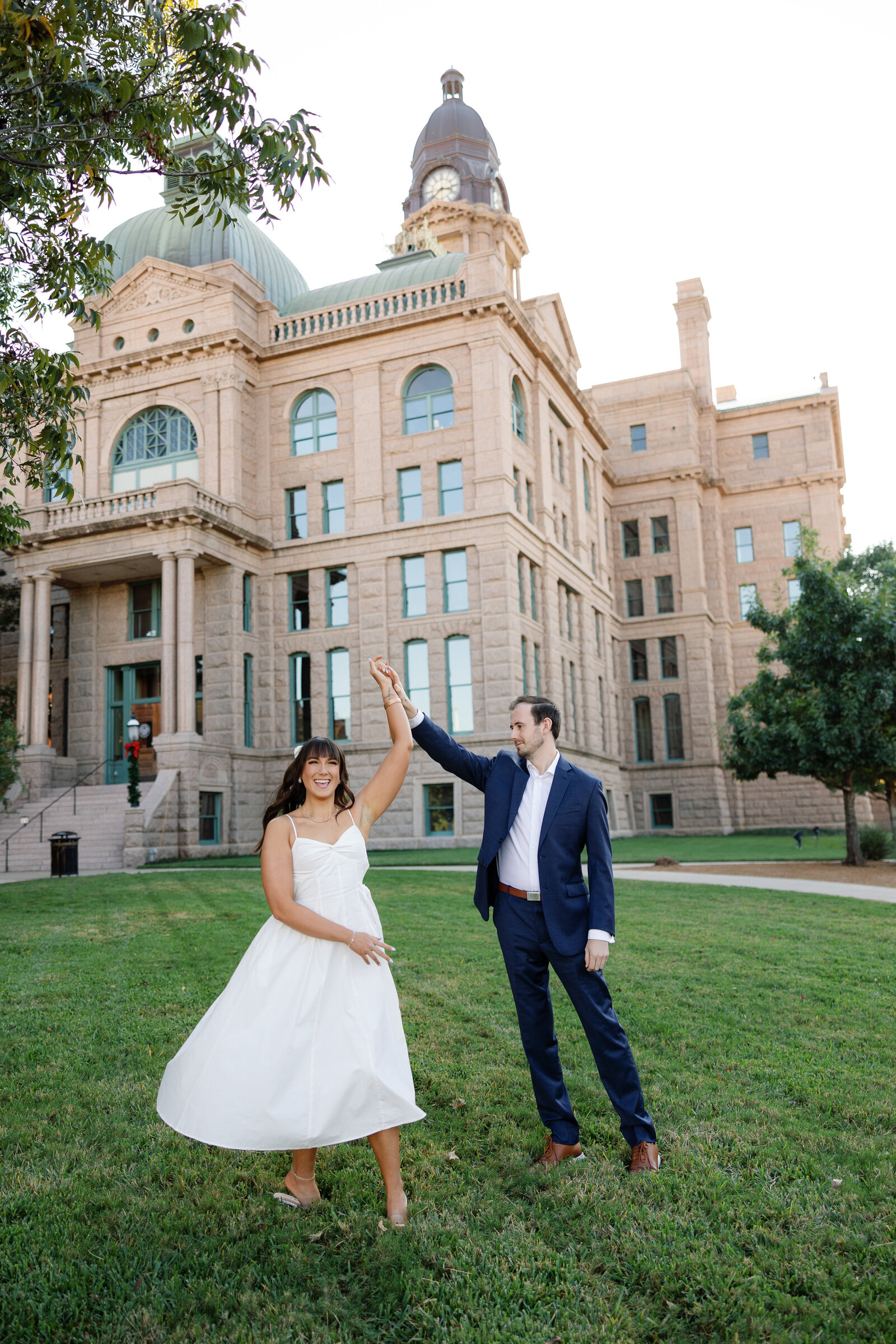 downtowndallasengagementphotos_stillsbytrinity-7