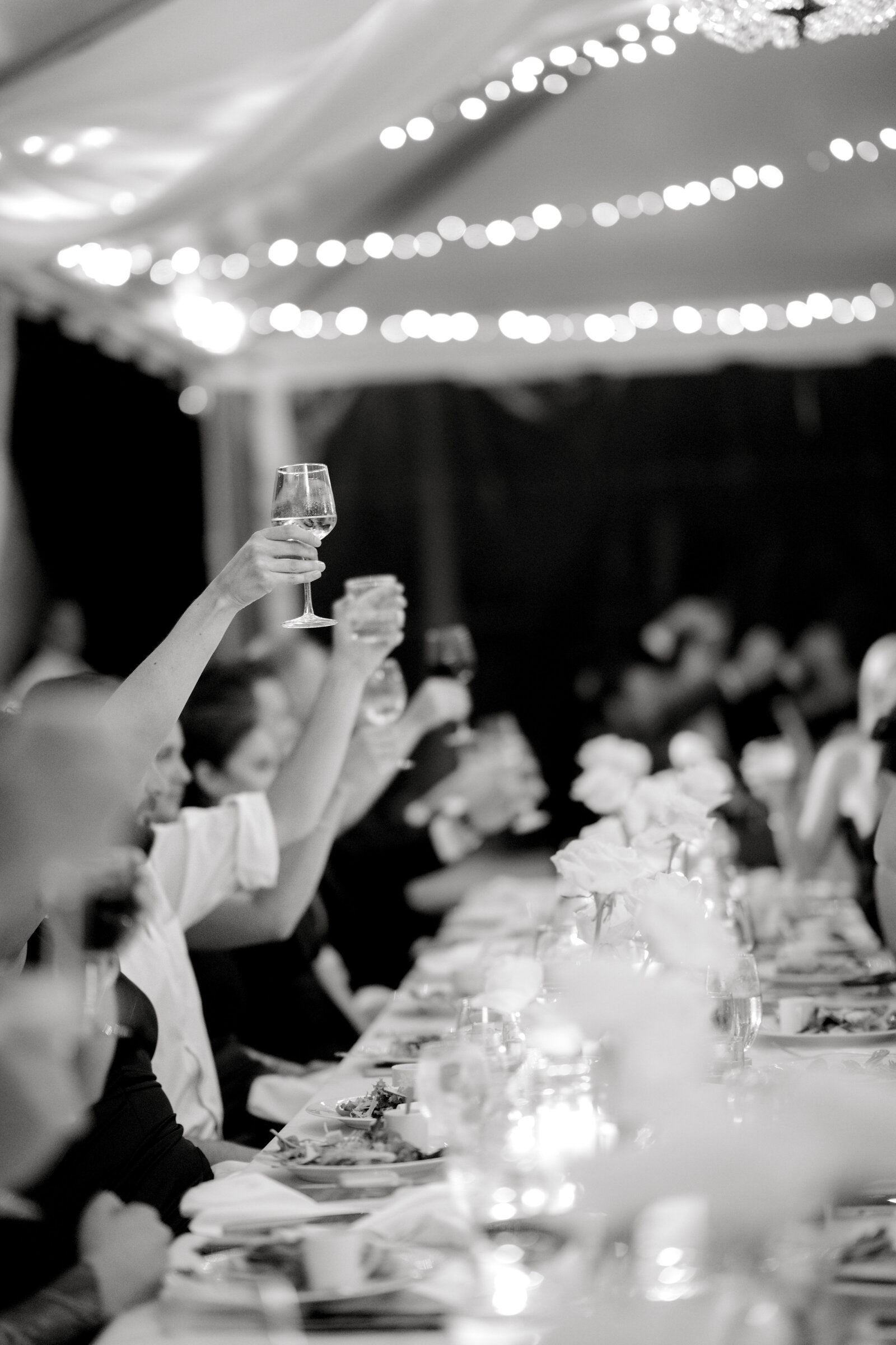 Caprio-Captured-Photography-J&R-NewportCountryClub-Wedding-847