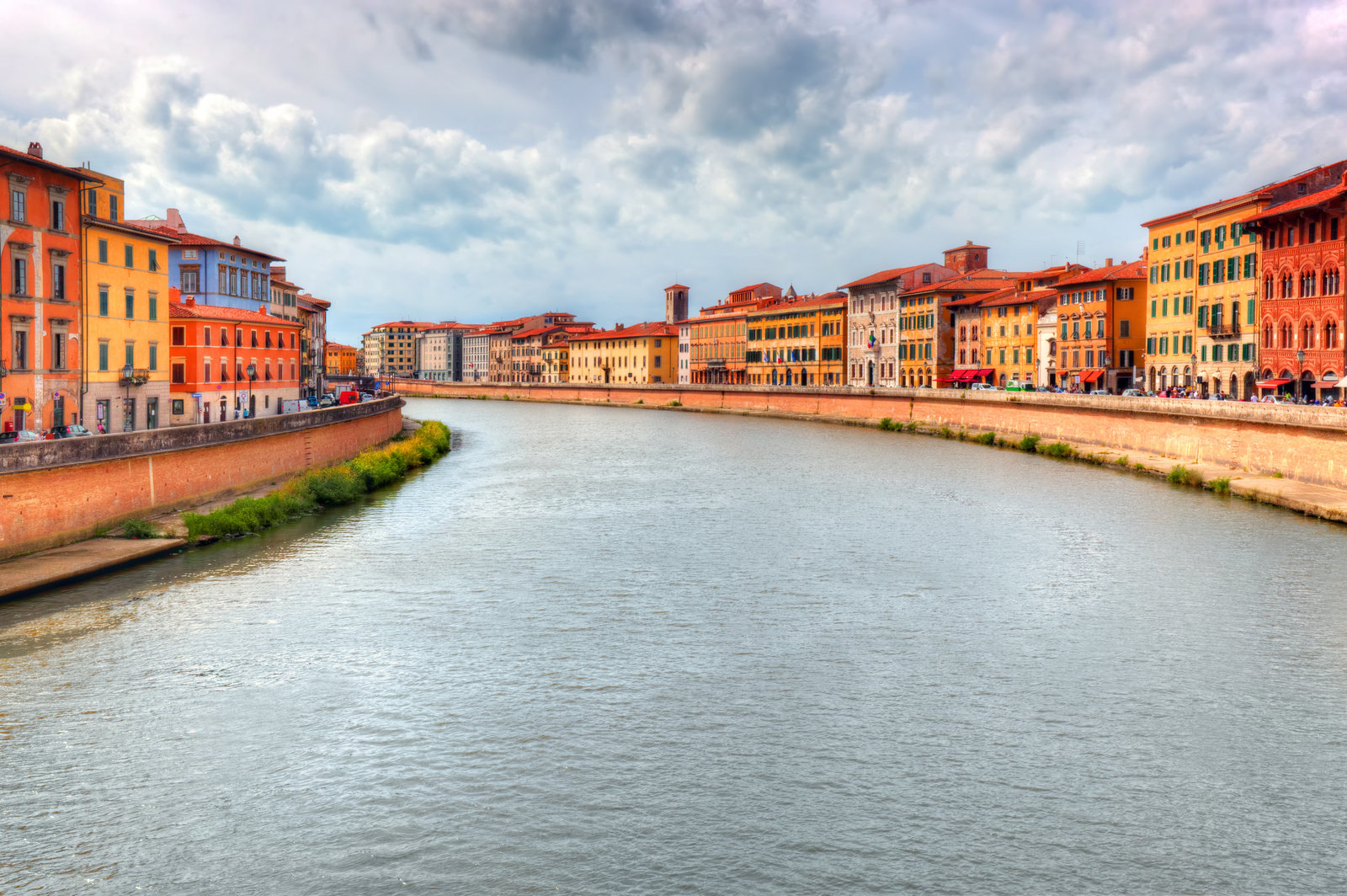 Arno river in Pisa (1)