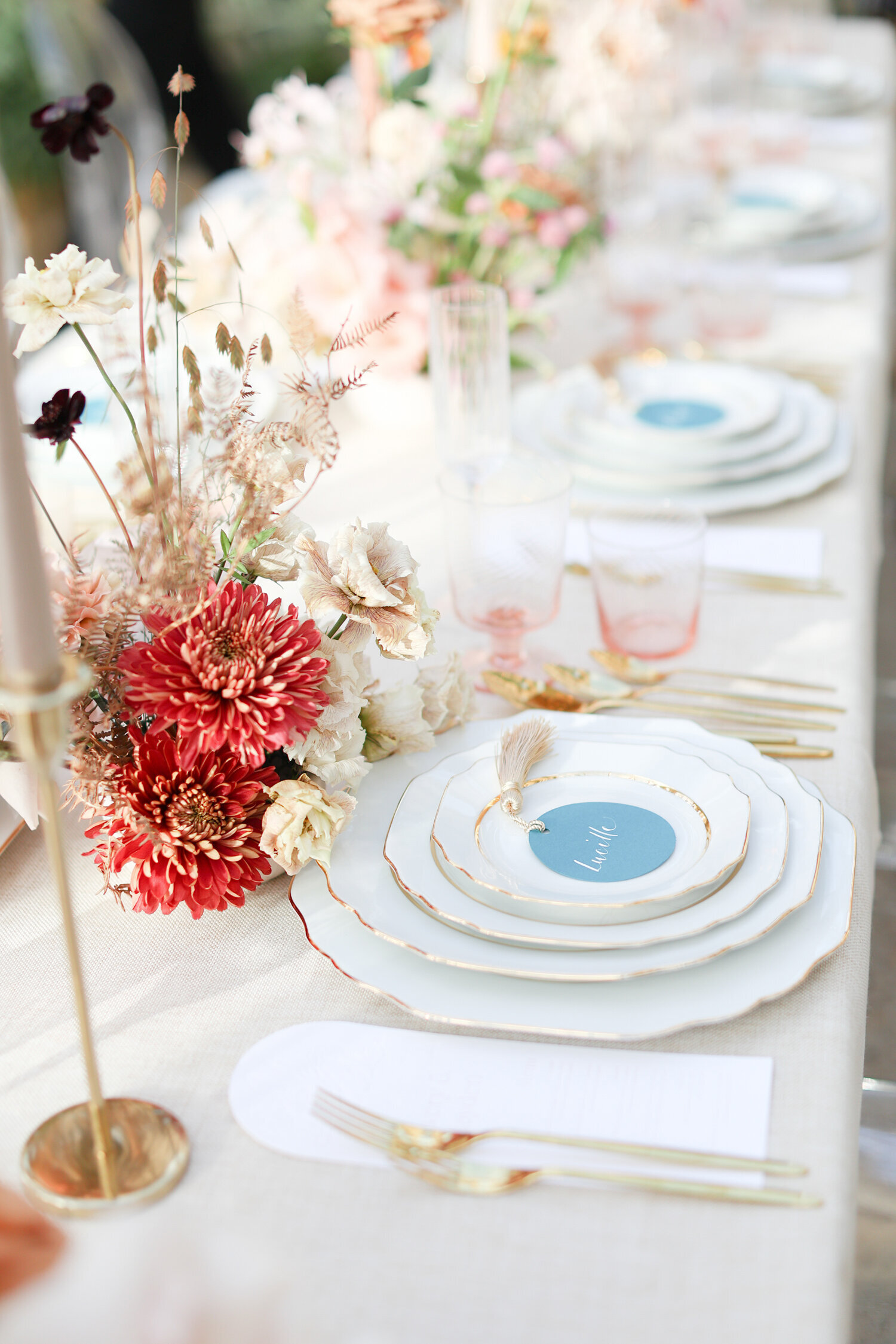 Syon-Park-wedding-venue-pastel-table-setting