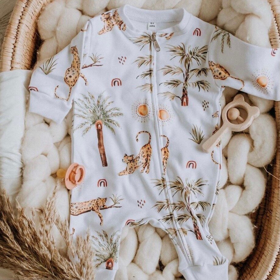 Raising Wildlings | Leopard & palm