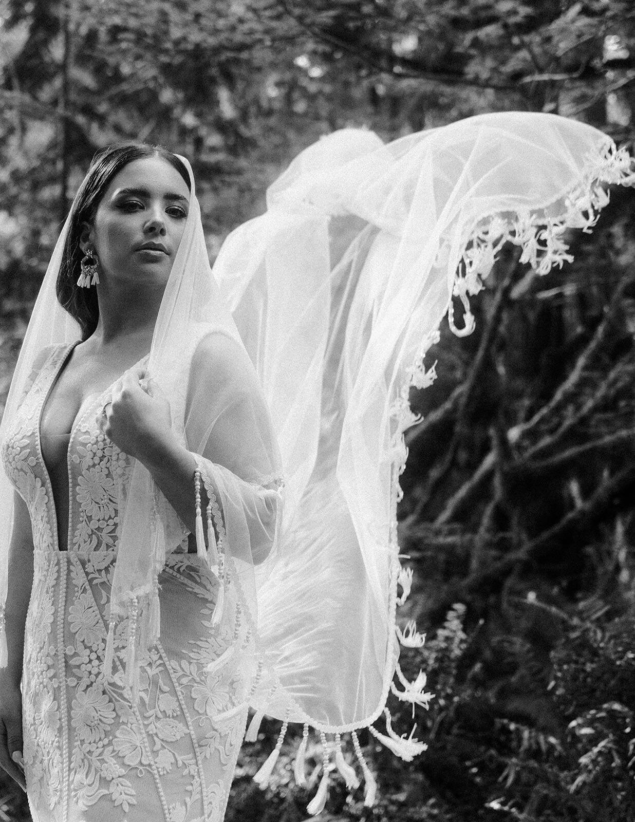 Dark-Disco-Boho-Forrest-Wedding-Seattle-MtRainer-33787
