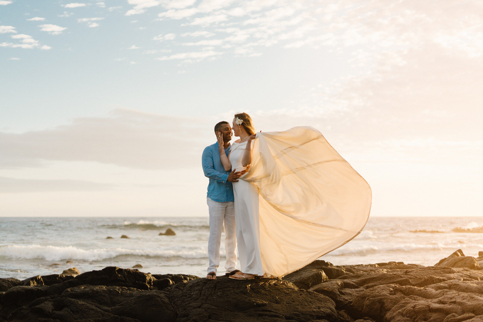 thewanderingb-international-elopement-small-wedding-intimate-photographer-hawaii-big-island-kona-73