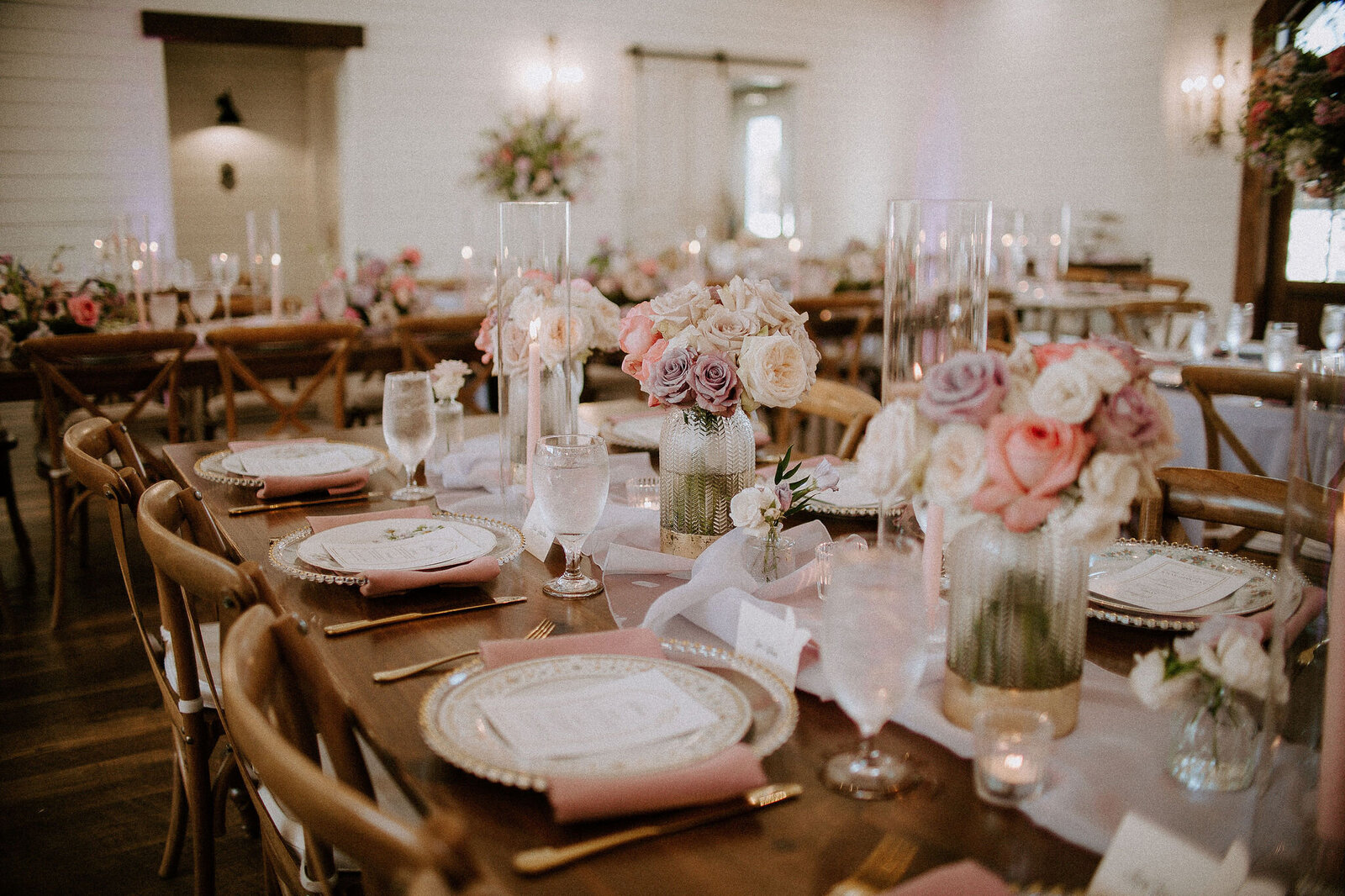 the-french-farmhouse-wedding-texas_ashleyvandertol-2300