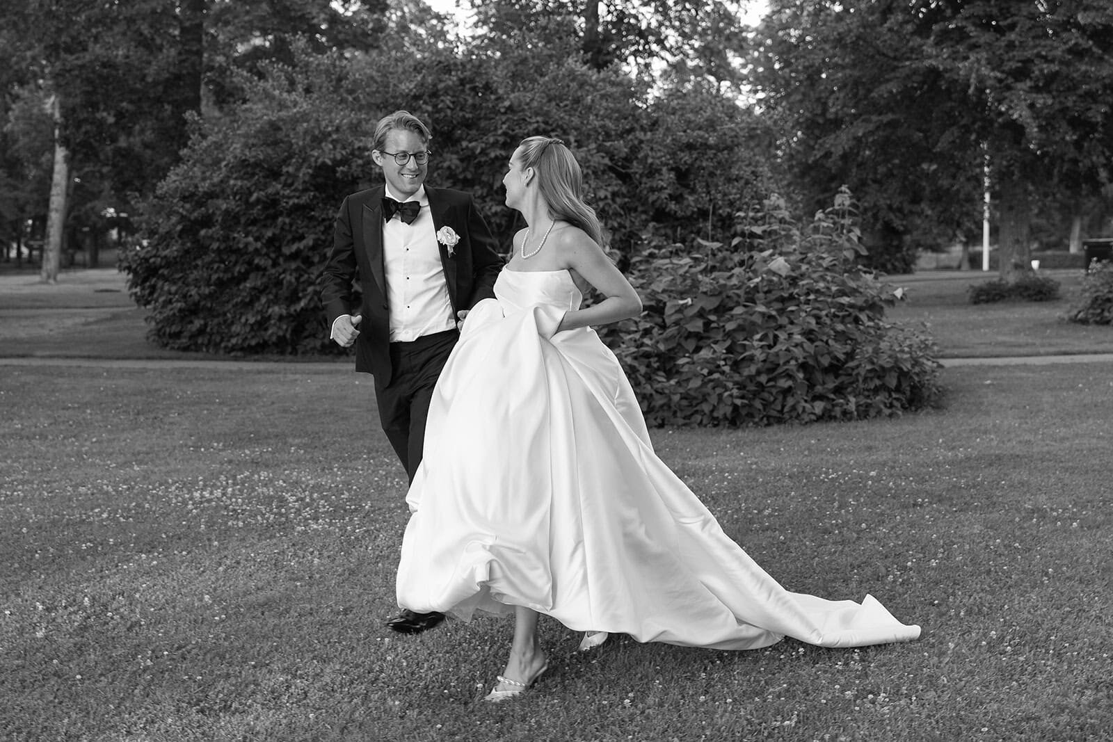 Destination Wedding Photographer in Stockholm Anna Lundgren Ingrid and Gustav Wedding at Ranas Slott in Roslagen Stockholm Sweden_042